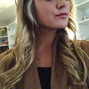 Meet your Posher, Holly